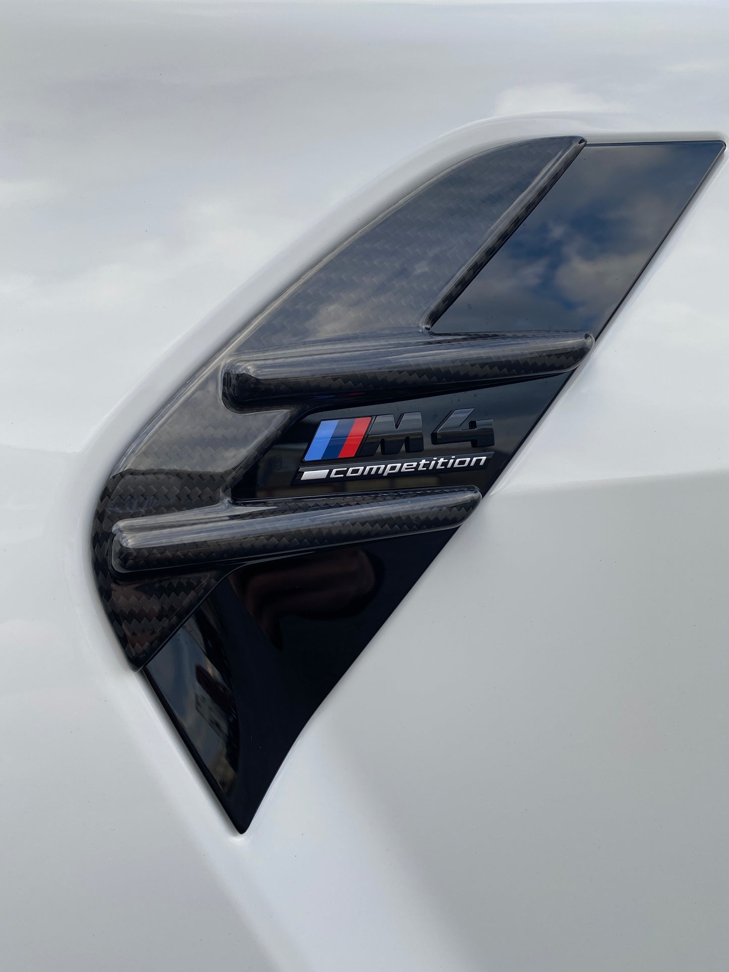 VR1 Dry Carbon Fiber Fender- G80 M3 | G82 / G83 M4