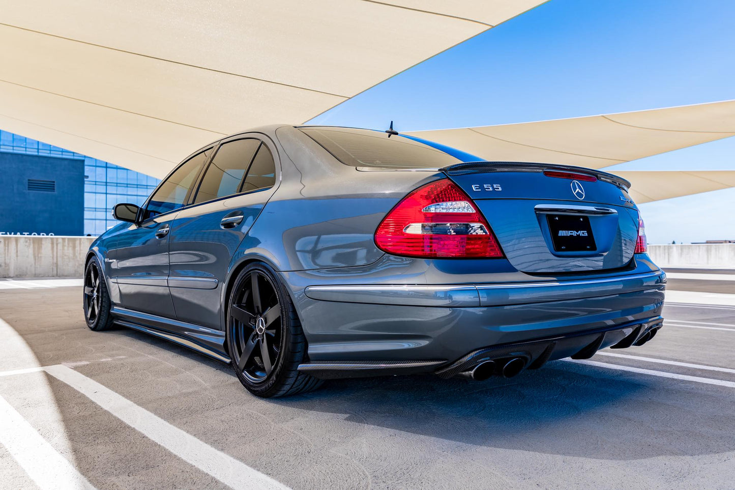 W211 E63 AMG CARBON FIBER REAR BUMPER SPLITTERS